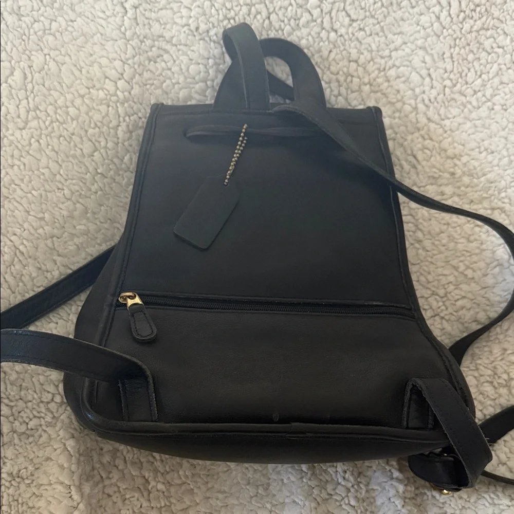 Vintage Coach Black Leather Backpack - Picture 3 of 6